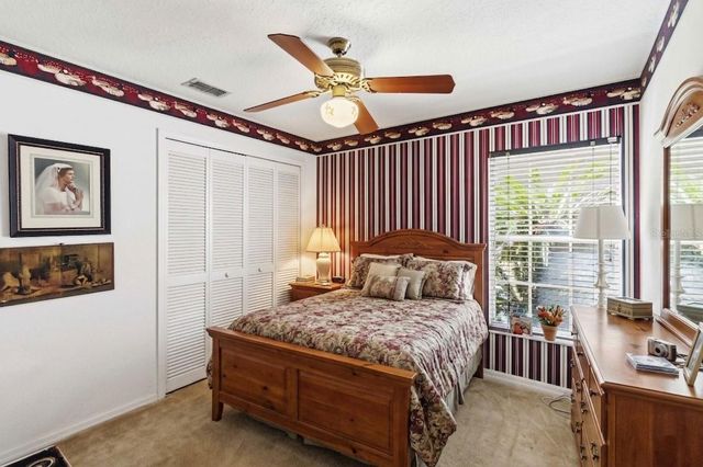 2043 SAWGRASS DRIVE, Apopka, FL 32712