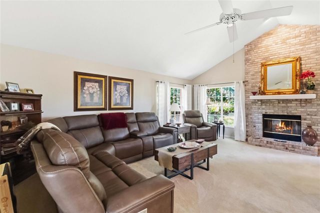 2043 SAWGRASS DRIVE, Apopka, FL 32712