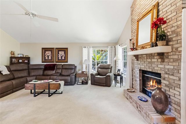 2043 SAWGRASS DRIVE, Apopka, FL 32712