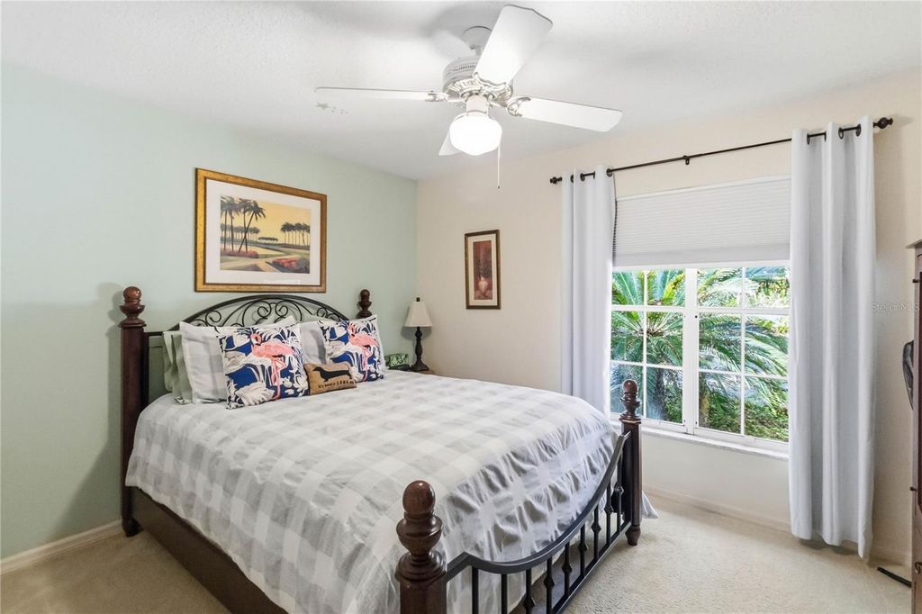 Image 20 of property listing at 2043 SAWGRASS DRIVE, Apopka, FL 32712