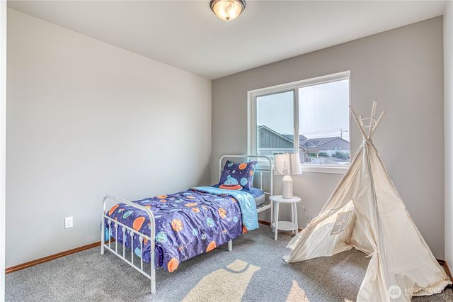 2202 Maryhill Street SE, East Wenatchee, WA 98802