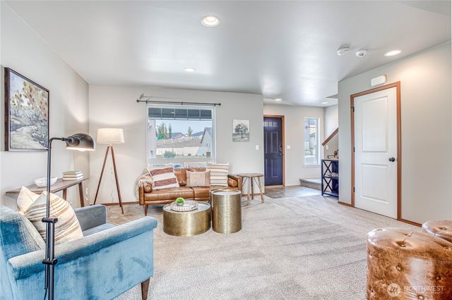 2202 Maryhill Street SE, East Wenatchee, WA 98802