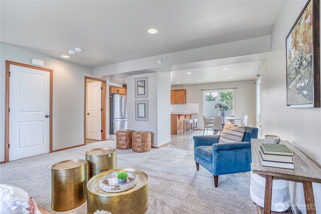 2202 Maryhill Street SE, East Wenatchee, WA 98802