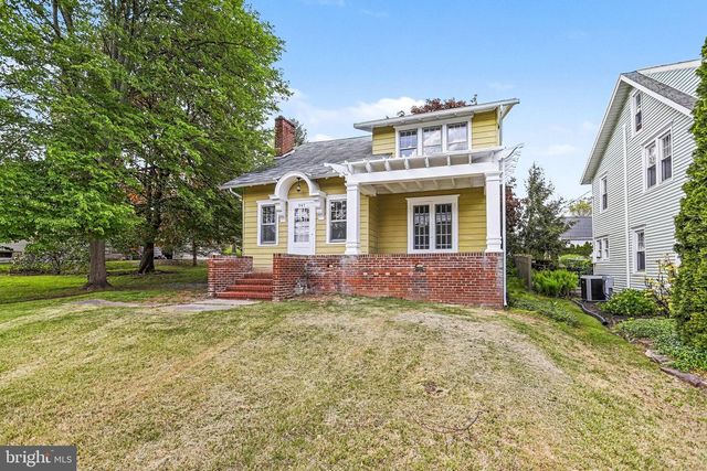 941 STATE ST, Millersburg, PA 17061
