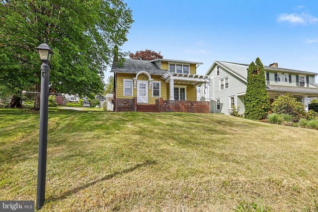 941 STATE ST, Millersburg, PA 17061