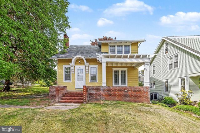941 STATE ST, Millersburg, PA 17061
