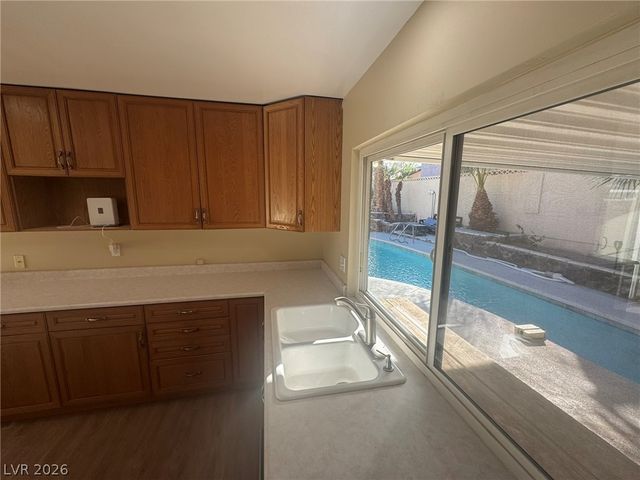 4171 Victoria Street, Las Vegas, NV 89121