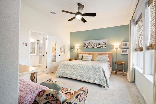 124 Patrick Herndon DR, Bastrop, TX 78602