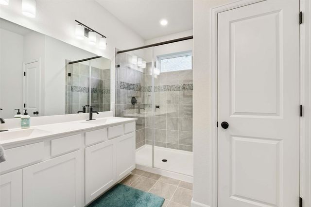 124 Patrick Herndon DR, Bastrop, TX 78602