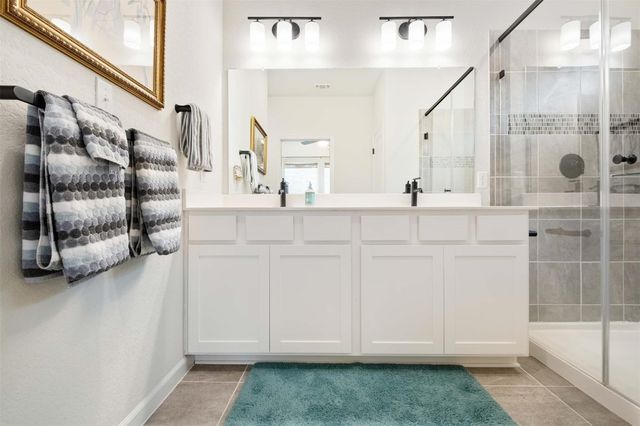 124 Patrick Herndon DR, Bastrop, TX 78602