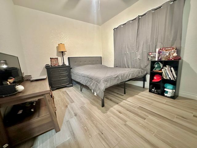 1060 W Thurman Avenue, Porterville, CA 93257