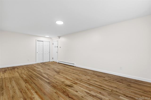 2 Woods End Circle L, Peekskill, NY 10566