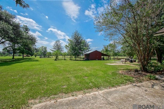 11837 E Subdivision Rd, Port Allen, LA 70767