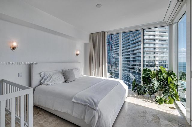 1000 S Pointe Dr 1205, Miami Beach, FL 33139