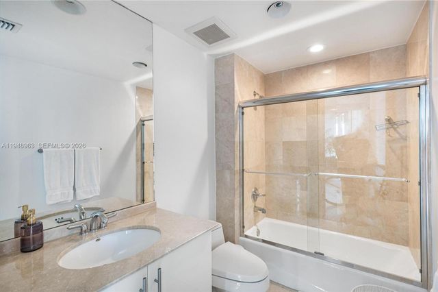 1000 S Pointe Dr 1205, Miami Beach, FL 33139