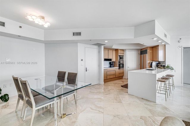 1000 S Pointe Dr 1205, Miami Beach, FL 33139