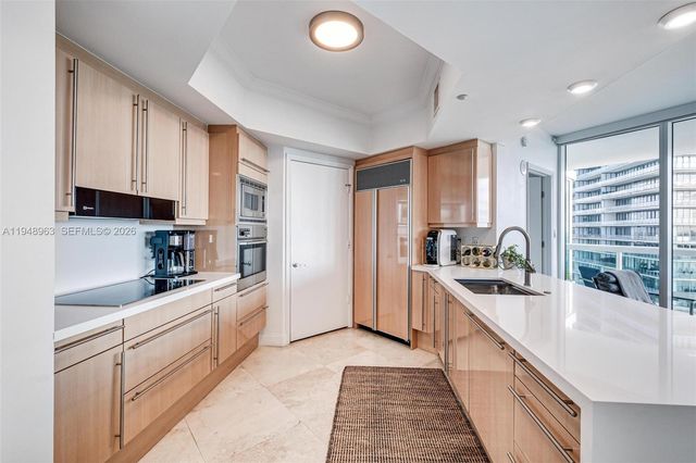 1000 S Pointe Dr 1205, Miami Beach, FL 33139