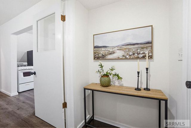 821 E 10th Street, Idaho Falls, ID 83401