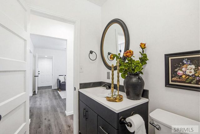 821 E 10th Street, Idaho Falls, ID 83401