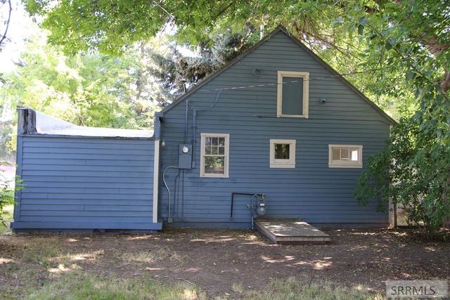 821 E 10th Street, Idaho Falls, ID 83401