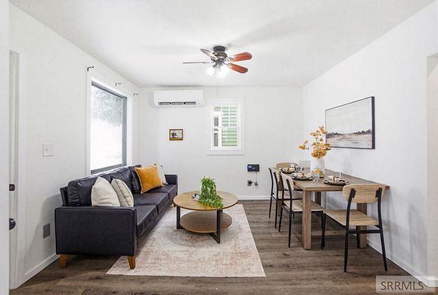 821 E 10th Street, Idaho Falls, ID 83401