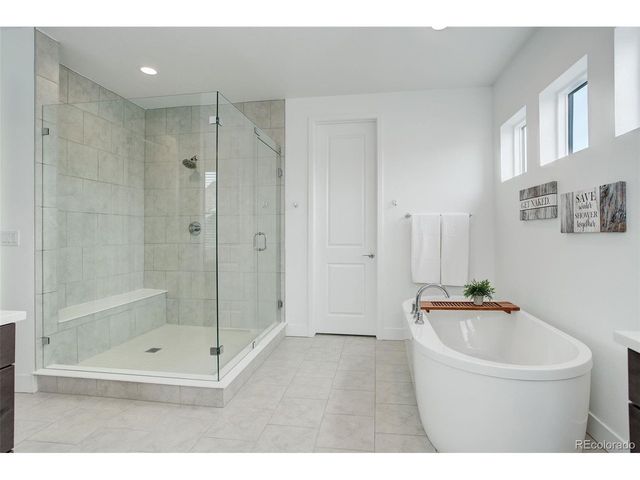 39405 Stockton Cir, Elizabeth, CO 80107
