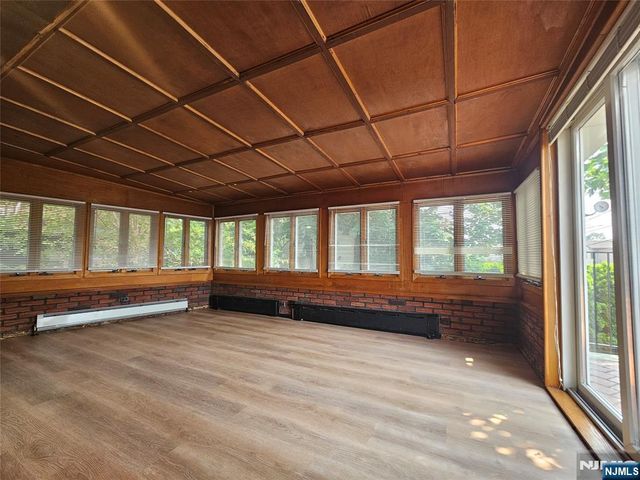 166 Morningside Lane, Palisades Park, NJ 07650