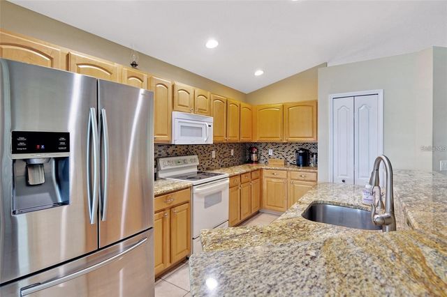 18821 MAISONS DRIVE, Lutz, FL 33558