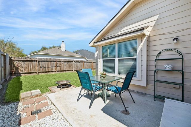21583 Kings Bend Drive, Kingwood, TX 77339