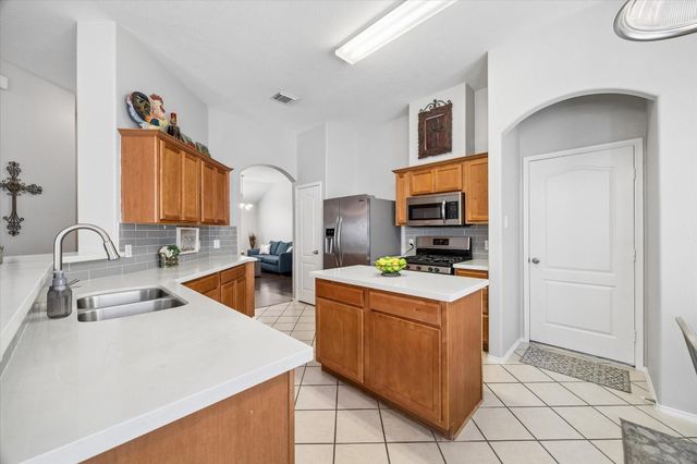 21583 Kings Bend Drive, Kingwood, TX 77339