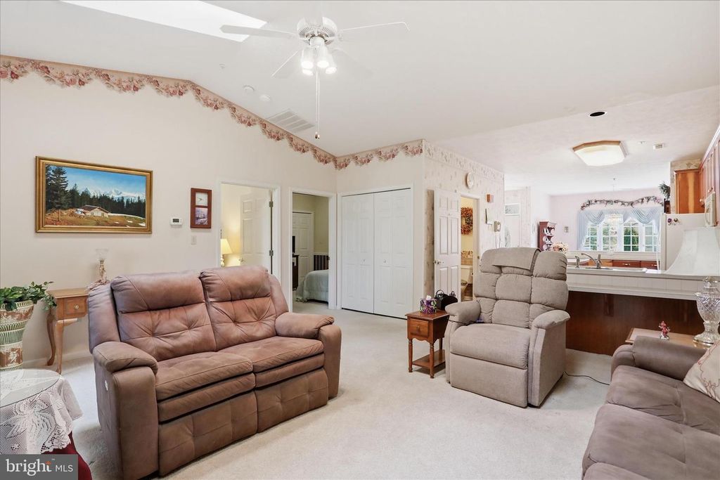 Image 21 of property listing at 352 SUNBROOK LN #117, Hagerstown, MD 21742
