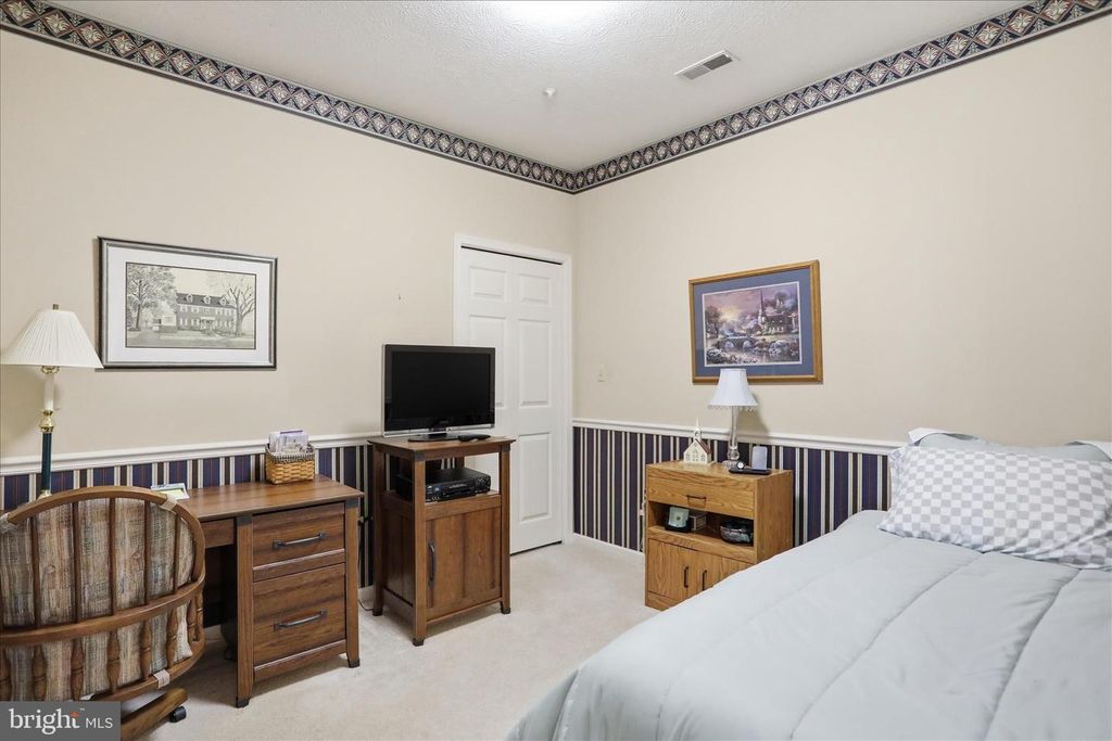 Image 23 of property listing at 352 SUNBROOK LN #117, Hagerstown, MD 21742
