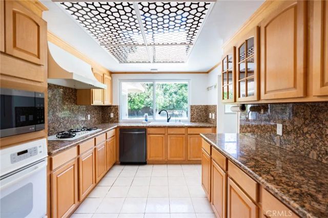 333 W Wistaria Avenue, Arcadia, CA 91007