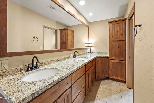 1890 W RODERICK Lane, Wickenburg, AZ 85390