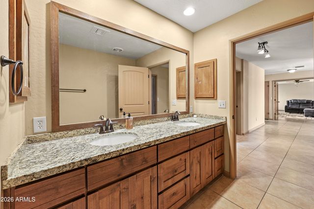 1890 W RODERICK Lane, Wickenburg, AZ 85390