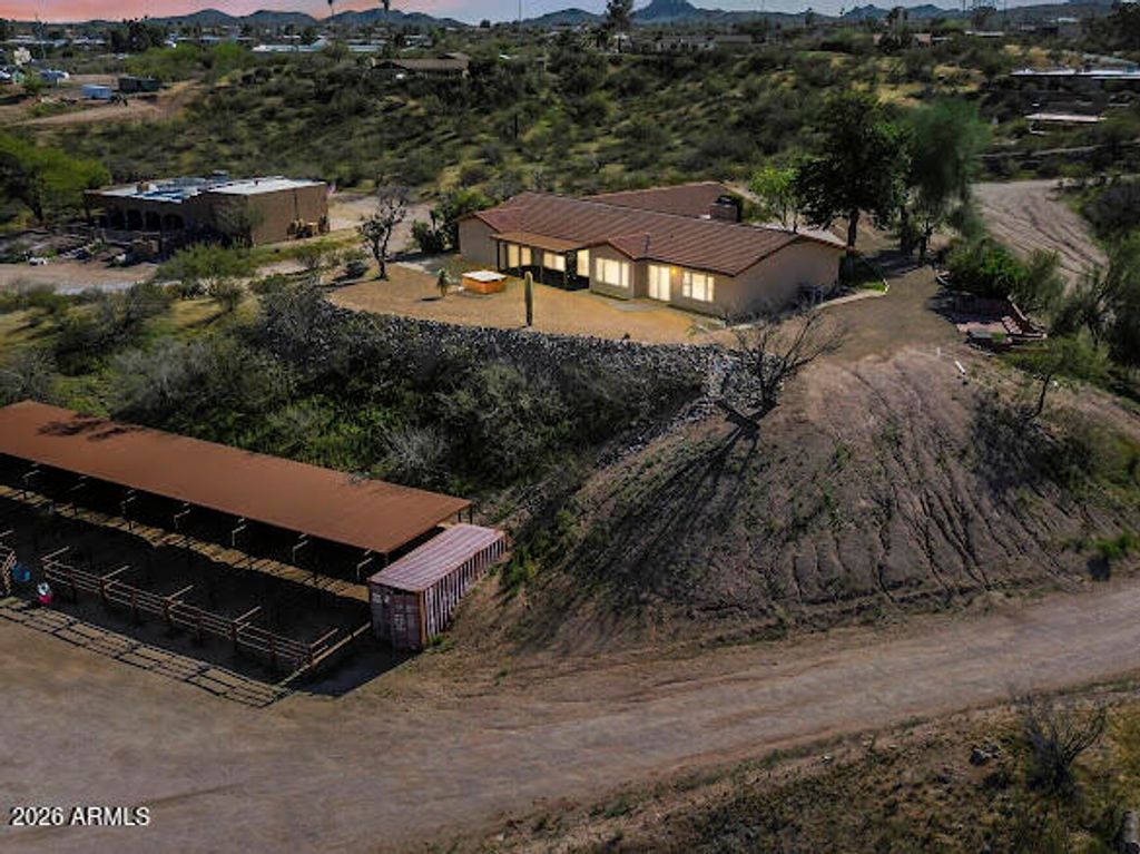 1890 W RODERICK Lane, Wickenburg, AZ 85390 — photo 2