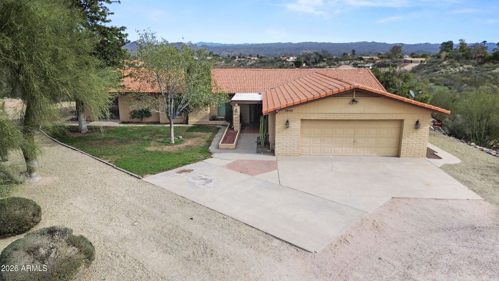 1890 W RODERICK Lane, Wickenburg, AZ 85390 — photo 5