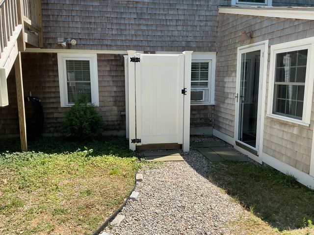 375 Meetinghouse Road, Eastham, MA 02642