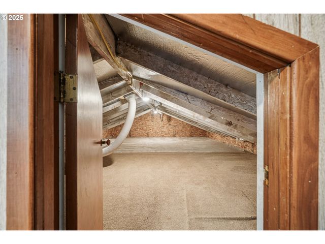 27882 S MOTE Ln, Colton, OR 97017