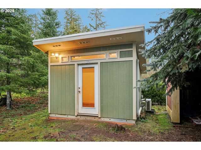 27882 S MOTE Ln, Colton, OR 97017