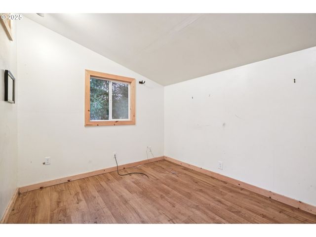 27882 S MOTE Ln, Colton, OR 97017