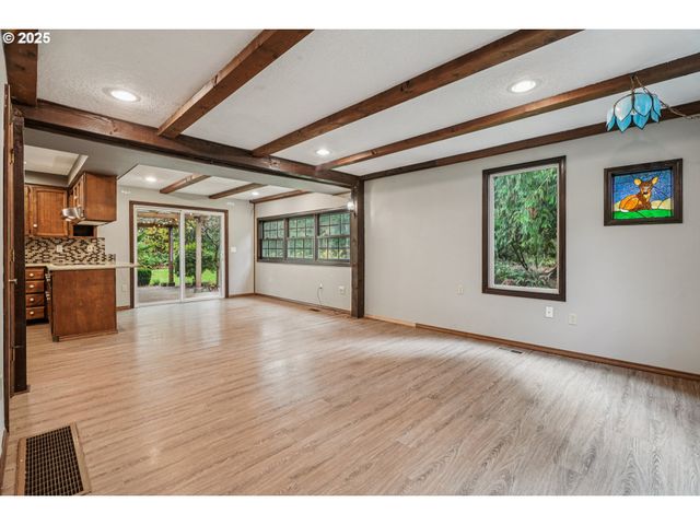 27882 S MOTE Ln, Colton, OR 97017