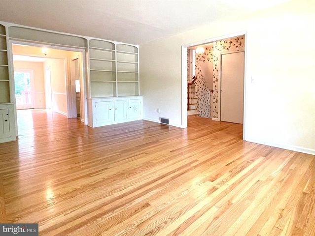 33 MONROE LN, Princeton, NJ 08540