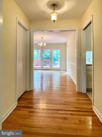 33 MONROE LN, Princeton, NJ 08540