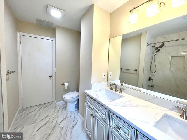 33 MONROE LN, Princeton, NJ 08540