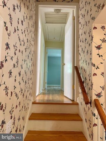 33 MONROE LN, Princeton, NJ 08540