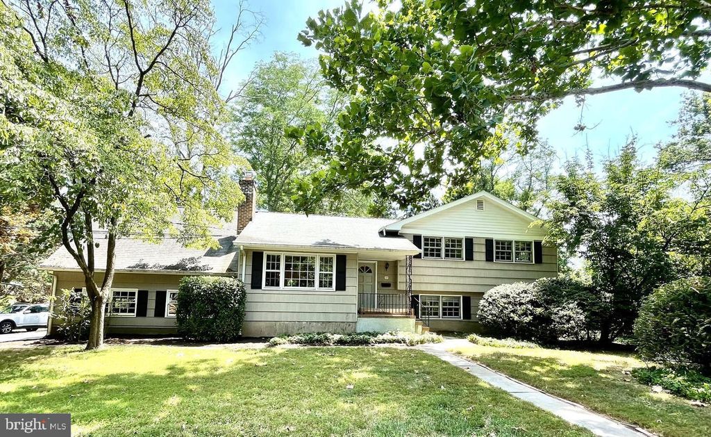 33 MONROE LN, Princeton, NJ 08540