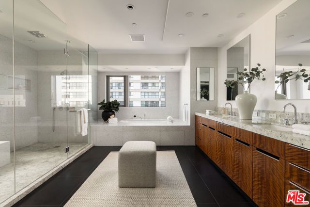 10800 Wilshire Boulevard 1501, Los Angeles, CA 90024