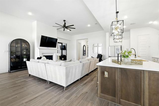 5014 Mulberry Shrubs Lane, Manvel, TX 77578