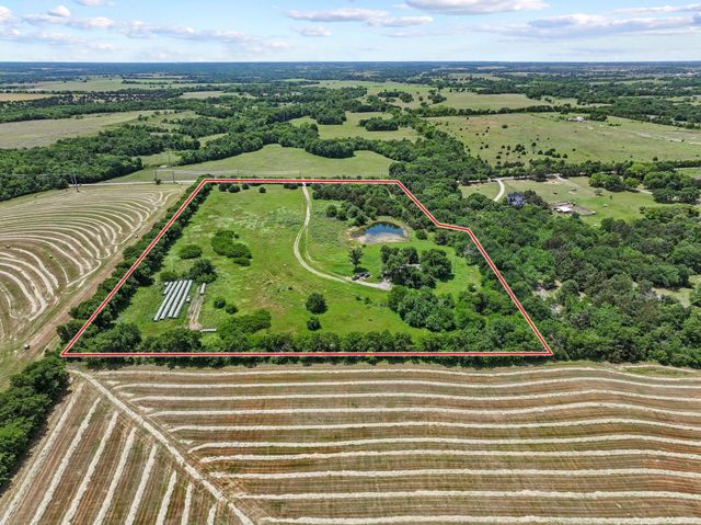 747 Vineyard Road, Gunter, TX 75058